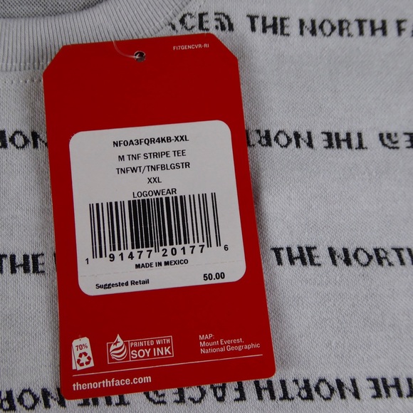 The North Face Allover Logo Print T-Shirt TNF NWT - Picture 6 of 6